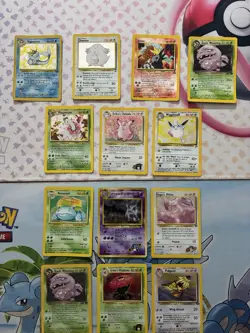 Vintage Pokemon Card Lot WOTC Holo Fire Gengar Venusaur Ditto - Image 3
