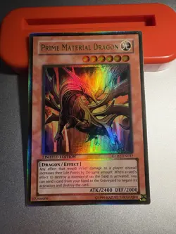 Yugioh - Prime Material Dragon GLD2-EN032 Limited Edition Gold Rare NM - Image 1