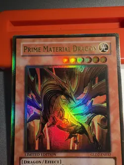 Yugioh - Prime Material Dragon GLD2-EN032 Limited Edition Gold Rare NM - Image 2