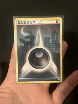 Pokemon Darkness Energy Umbreon Card HeartGold SoulSilver Edition 121/123 - Image 2