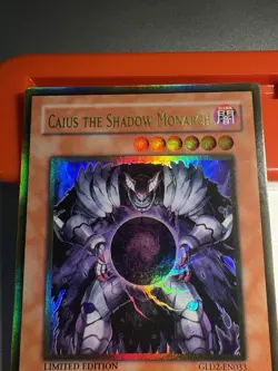 Yugioh Caius The Shadow Monarch GLD2-EN033 Gold Rare Limited Edition NM - Image 1