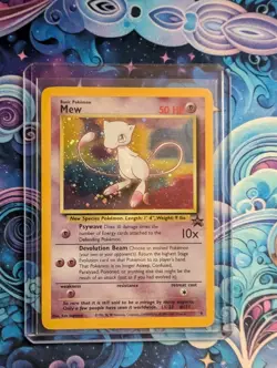 Holographic Mew Pokemon Card Black Star Promo Holo - Image 1
