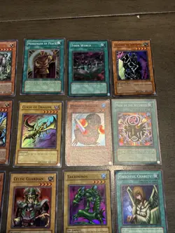 LOT OF 20 YU-GI-OH! VINTAGE HOLO CARDS 1996 USED SPHINX DRAGON IRON KNIGHT GUARD - Image 3