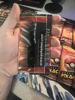 Pokemon Detective Pikachu Movie 2-Card Booster Pack (with SM190 Promo Holo Rare) - Image 3