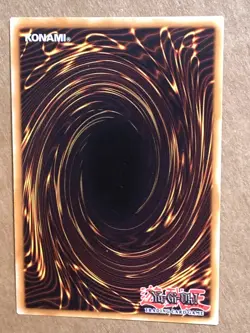 yugioh Mist Wurm DT01-EN032 Ultra Parallel Rare Near Mint - Image 3