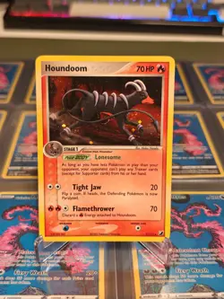 Houndoom EX Unseen Forces Rare Holo 7/115 Pokemon Card - Image 1