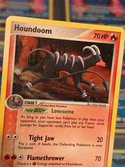 Houndoom EX Unseen Forces Rare Holo 7/115 Pokemon Card - Image 3
