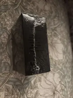 Gen Con 2025 Dragon Shield Event Exclusive Black/Gold Standard Card Sleeves - Image 2