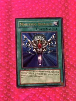 Yugioh Monster Reborn LDD-S118 Ultra Rare 1st Edition Spanish HP + Pot of Greed - Image 1