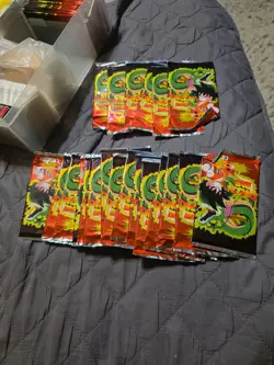 Dragon Ball unopened packs from 2001 Artbox series 39 packs oor 6 cards per pack - Image 4