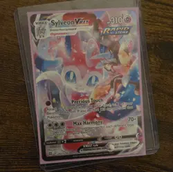 2022 POKEMON SWORD & SHIELD BRILLIANT STARS TG15 FULL ART/SYLVEON VMAX - Image 3