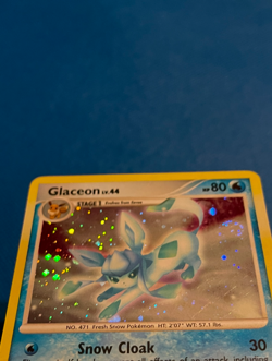 Swirled Pokemon TCG Glaceon LV.44 Holo Rare Card Majestic Dawn 5/100 Holo - Image 3