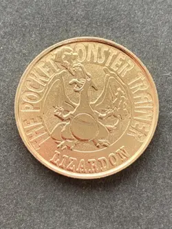 Charizard NO.006 Pokemon Battle Coin Medal 1997 Japan Pokemon Rare Nintendo Gold - Image 3