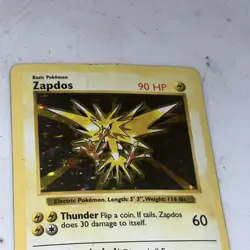 Pokemon Zapdos 16/102 Base Set Shadowless Heavily played see pics - Image 2