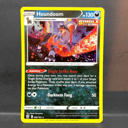 2021 POKEMON BATTLE STYLES HOUNDOOM 096/163 HOLO (RARE) - Image 1