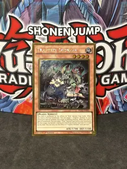 Yugioh Traptrix Dionaea PGL2-EN041 Gold Ultra Rare 1st Edition NM - Image 1
