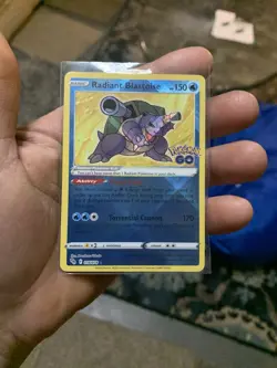 💥 Pokemon TCG Radiant Blastoise Holo Card Pokemon Go 018/078 2022 - Image 2