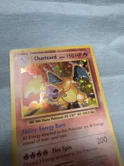 2016 POKEMON CARD XY EVOLUTIONS CHARIZARD HOLO #11/108 - Image 1