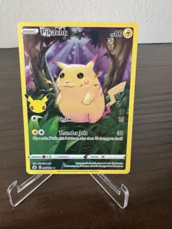 Pokemon Pikachu TCG Celebrations Full Art Ultra Rare Card 005/025 2021 - Image 1