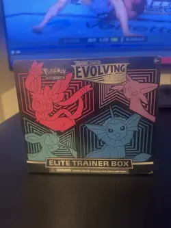 Pokemon Sword & Shield Evolving Skies Elite Trainer Box Sealed Small Tear Corner - Image 1