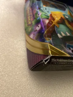 Sword & Shield - Vivid Voltage Theme Deck - Drednaw Sealed Pokemon - Image 3