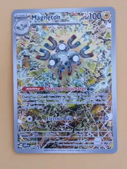Pokemon Magneton SVP en 159 Surging Sparks ETB Promo Card Illustration Rare - Image 1
