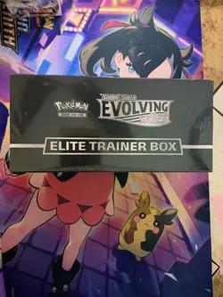 Pokemon TCG Sword & Shield Evolving Skies Elite Trainer Box- READ - Image 5