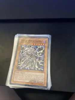 Pokemon/yugioh Lot Cards - Image 1