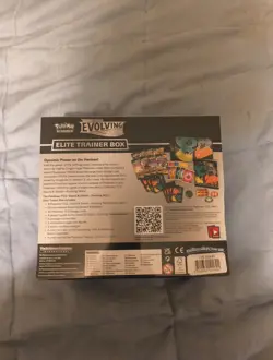 Pokemon TCG Sword and Shield Evolving Skies Elite Trainer Box ETB Sealed - Image 3