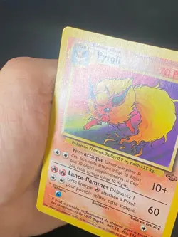 CARTE POKEMON PYROLI 19/64 FR RARE WIZARDS JUNGLE - EXC+ - Image 2