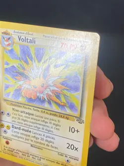 CARTE POKEMON VOLTALI 20/64 FR RARE WIZARDS JUNGLE - TBE+ - Image 3