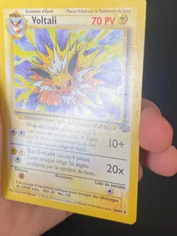 CARTE POKEMON VOLTALI 20/64 FR RARE WIZARDS JUNGLE - TBE+ - Image 4