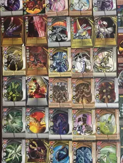 Original 2008 Bakugan 103 Cards Lot , Battle Brawlers , 30 Magnetic + Binder - Image 4