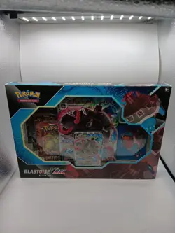 Pokemon TCG Blastoise VMAX Battle Box Sealed Please Read Description - Image 2