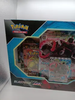 Pokemon TCG Blastoise VMAX Battle Box Sealed Please Read Description - Image 3