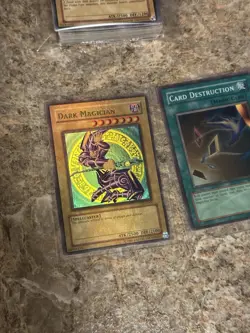 Starter Deck Yugi Unlimited Full Deck LP Dark Magician SDY-006 Holo Bleed - Image 1