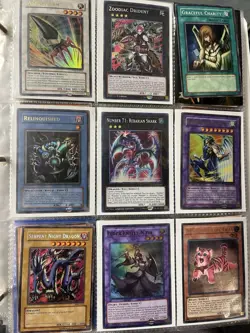 Yu-Gi-Oh Binder Collection Vintage Cards Blue-Eyes Yugioh Over 200+ Cards - Image 3
