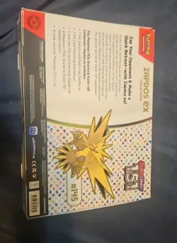 Pokemon TCG Scarlet & Violet 151 Zapdos EX Collection Box - Image 2