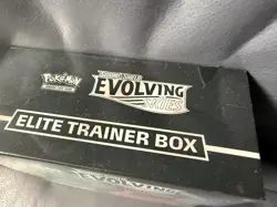 Pokemon TCG Sword and Shield Evolving Skies Elite Trainer Box ETB - Small Rip - Image 2