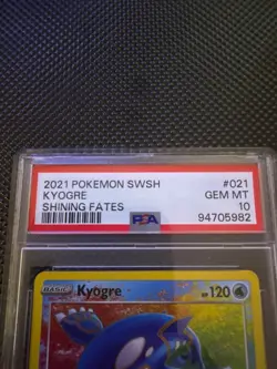Pokemon! PSA 10 Kyogre 021/072 - Amazing Rare - Shining Fates - Gem Minti - Image 3