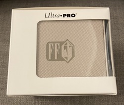 Magic The Gathering: Final Fantasy - Ultra Pro Alcove Deck Box - Cloud Strife - Image 3