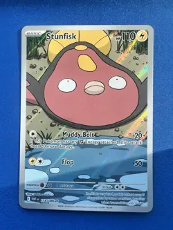 Pokemon TCG Stunfisk 118/086 Illustration Rare SV White Flare - Image 1