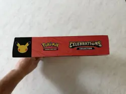 Pokemon 25th Annivers Celebrations Lance's Charizard V Collection BOX SEALED 820650809392 - Image 4