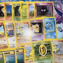 Pokemon Base Set Pokemon 25 Card Lot Pokemon And Trainer Cards Vintage LP/NM - Image 3