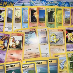 Pokemon Base Set Pokemon 25 Card Lot Pokemon And Trainer Cards Vintage LP/NM - Image 4