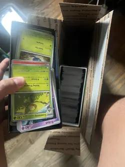 Pokemon Bulk Box Of Over 2000 Non Holo Cards! - Image 3