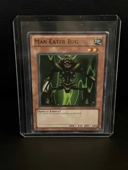 Man-Eater Bug - DEM1-EN005 - Common Demo Pack Yu-Gi-Oh! Lightly Played, English - Image 1