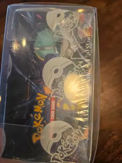 Pokemon TCG Sword & Shield - Chilling Reign Booster Box Factory Sealed 36 Packs - Image 4