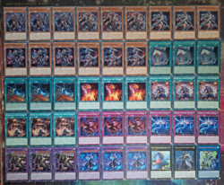 In Asche gelegt DECK-SET-CORE Konig,Held,Obsidim,Veidos,Glut,Drache Yu-Gi-Oh! - Image 1