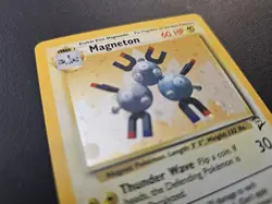 1999 TCG Pokemon Magneton 009/130 Base Set 2 Holo LP - Image 4